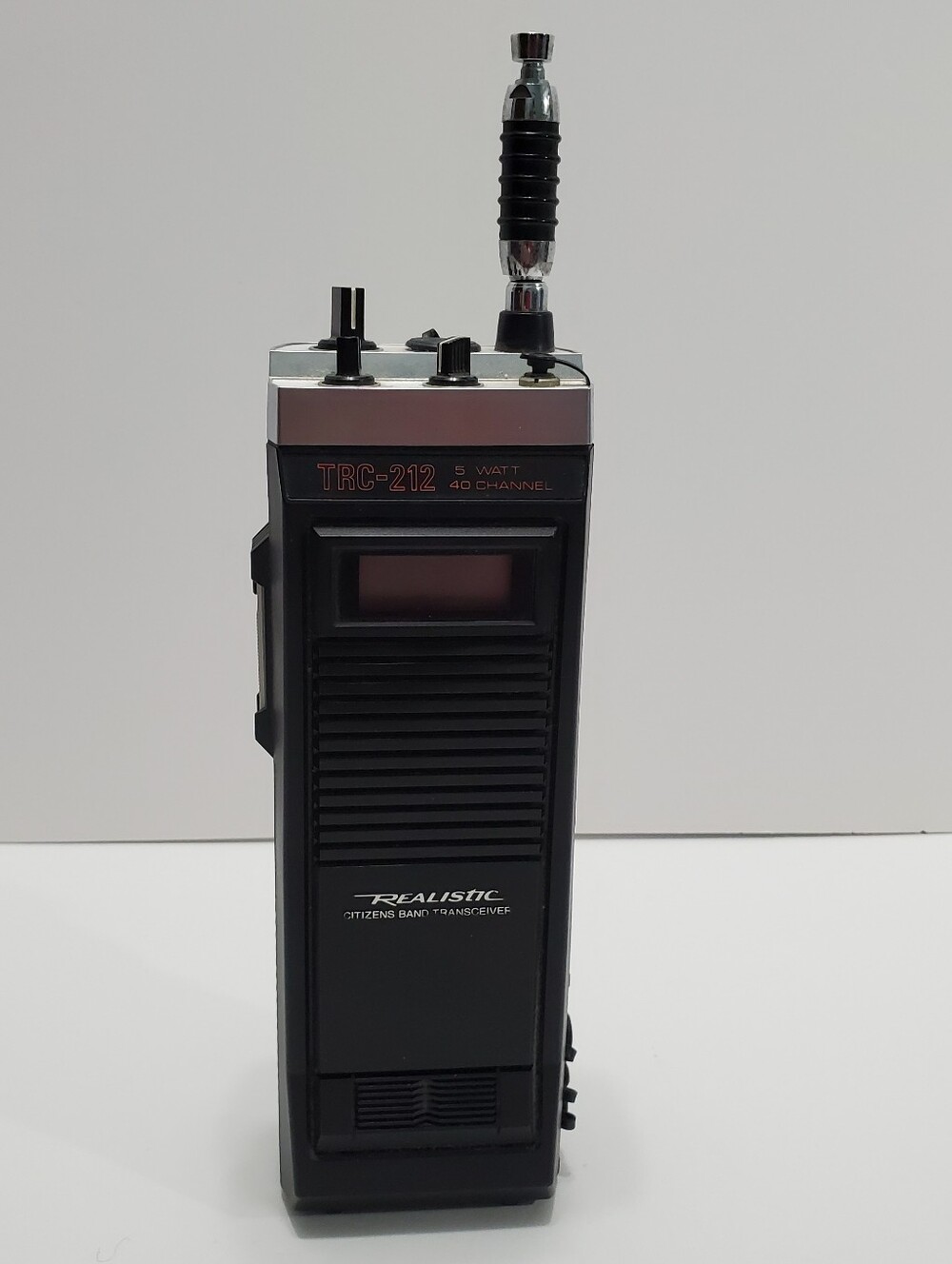 Realistic Handheld CB Radio TRC-212 40 Channel Transciever AA Battery Powered